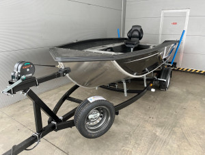 Fotogaléria Finval 420 Tl + príves 750kg /D5/