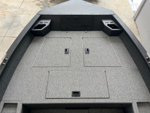 Fotogaléria Finval 420 Tl + príves 750kg /D5/