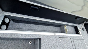 Fotogaléria Finval 470 Evo SC + Honda BF50 + príves 1300kg