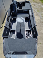 Fotogaléria Finval 510bsc + 60hp Honda + príves 1300kg - čierna perleť /C14set/