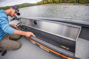 Fotogaléria TRACKER GV-16 Laker DLX T