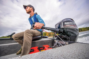 Fotogaléria TRACKER GV-16 Laker DLX T