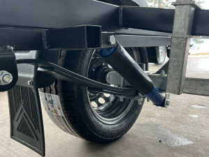 Fotogaléria Príves F1 - black 750 kg Suski