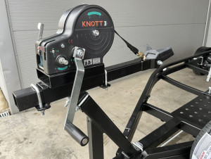 Fotogaléria Príves FB1 - 1300 kg Suski (pre 510bsc,sc,tl) lyžiny, tlmiče, LED