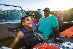 Fotogaléria TRACKER Pro Guide™ V-175 Combo