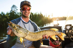 Fotogaléria TRACKER Pro Guide™ V-16 SC