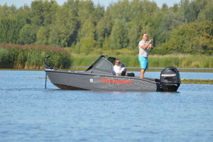 Rybársky čln PowerBoat 470 DC